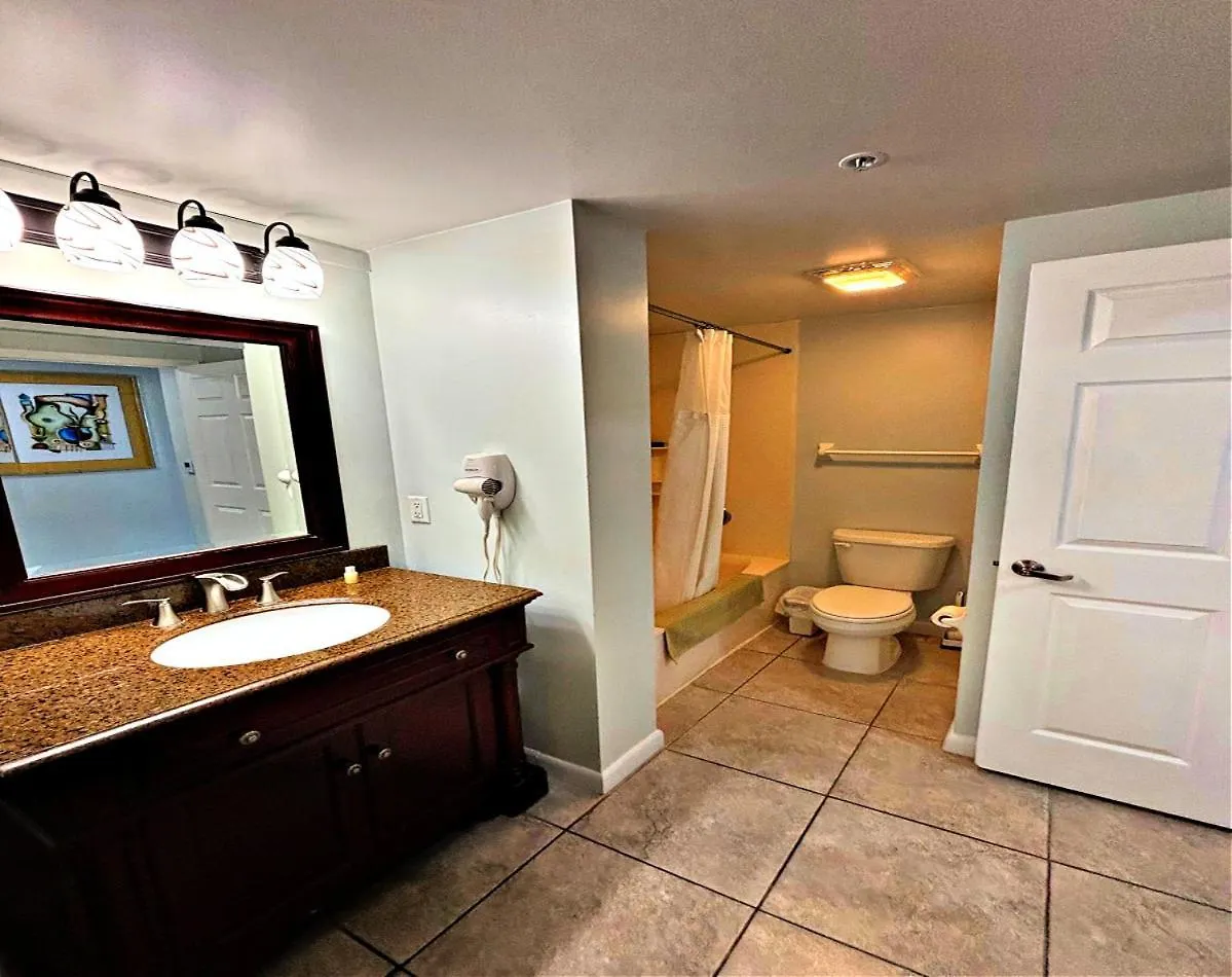 Penthouse Floor 1 Bedroom Resort Condo Direct Oceanfront Wyndham Ocean Walk - Daytona Funland 1908 Daytona Beach Apartment