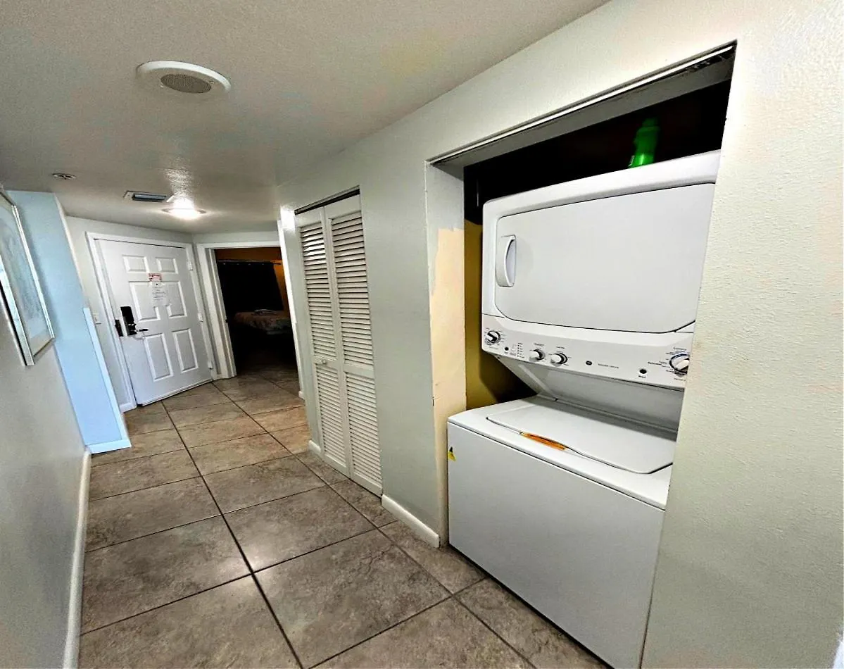 Apartment Penthouse Floor 1 Bedroom Resort Condo Direct Oceanfront Wyndham Ocean Walk - Daytona Funland 1908 Daytona Beach