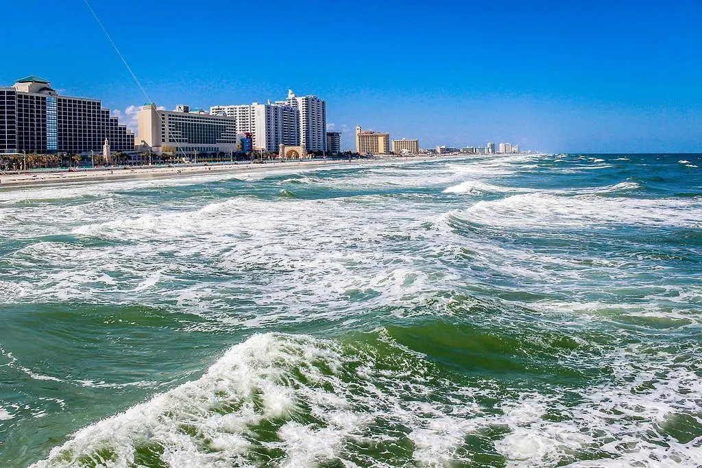 Apartment Penthouse Floor 1 Bedroom Resort Condo Direct Oceanfront Wyndham Ocean Walk - Daytona Funland 1908 Daytona Beach United States